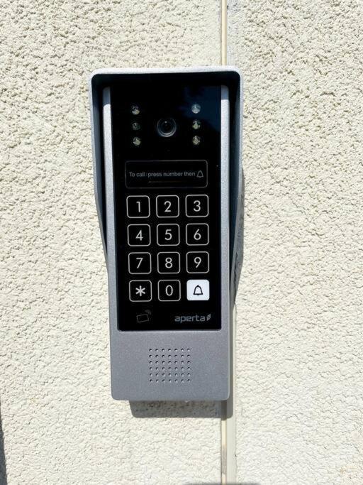 #6Bs 1 Bed Serviced Apartment Derby Ngoại thất bức ảnh